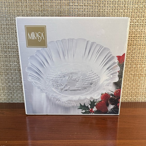 🎄🌟3xHP🌟VTG 1990s NIB Mikasa Winter Dreams Frosted Glass Christmas Large Bowl - Picture 6 of 7